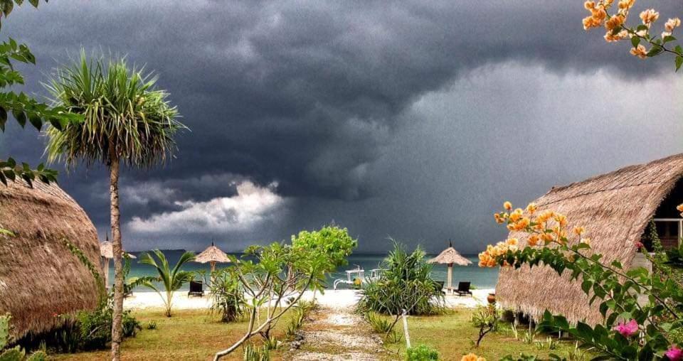 Hotel Alam Karang Gili Gede Exterior foto